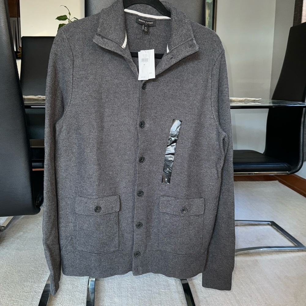 Banana Republic Grey Sweater . Size M NWT.